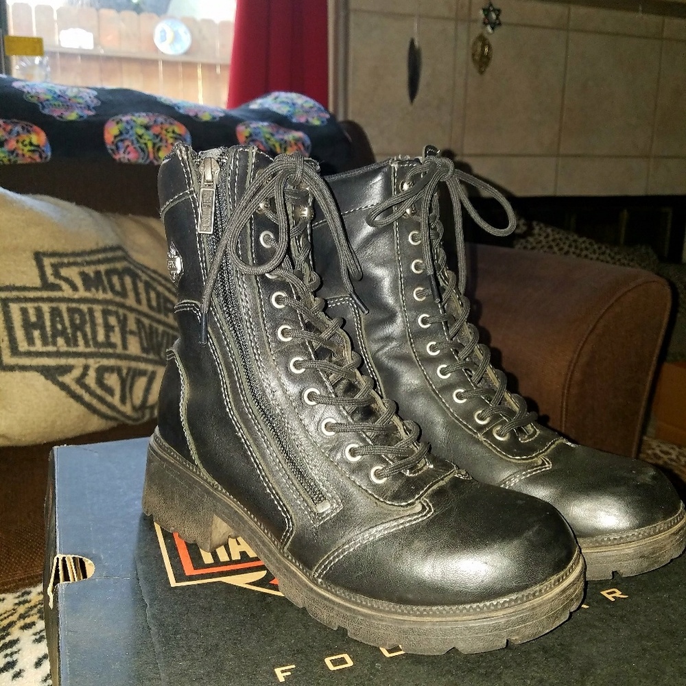 Women's size 8 1/2 Harley-Davidson boots